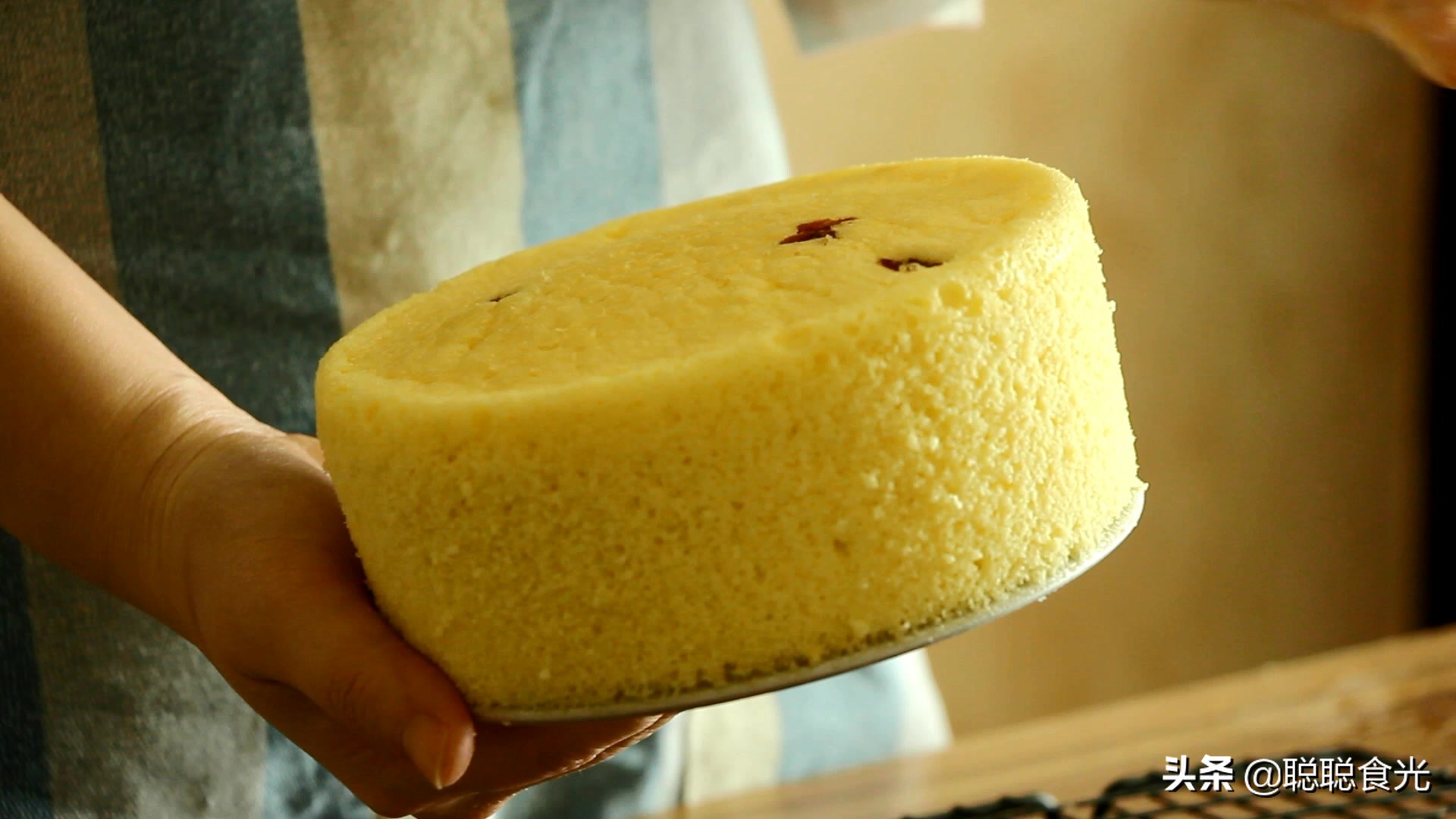 电饭锅蛋糕怎么不塌陷,电饭锅蛋糕开锅塌陷的原因