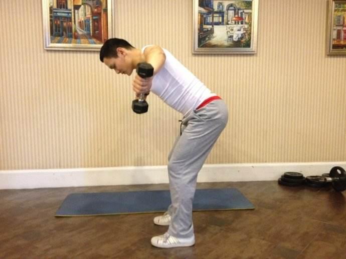 如何锻炼手臂让手臂更细,手臂太细了怎么练粗不做俯卧撑