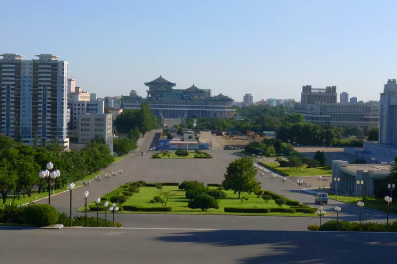 中国网友到朝鲜旅游，直言朝鲜这些方面做得非常好