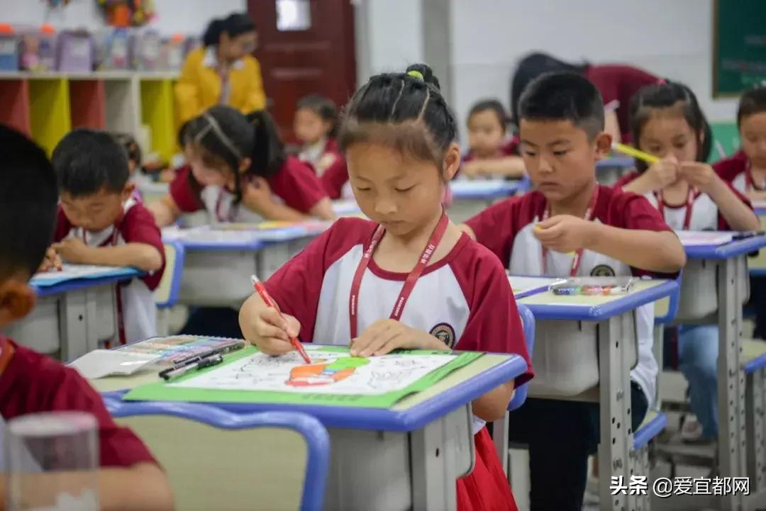 宜都市第四届“神墨杯”千名少儿多元才艺风采展，多图！！！