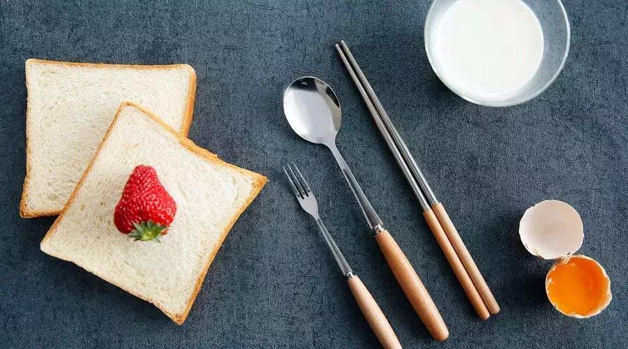 空腹血糖7.50-60岁正常血糖值表,70岁老年人空腹血糖7.0需要治疗吗