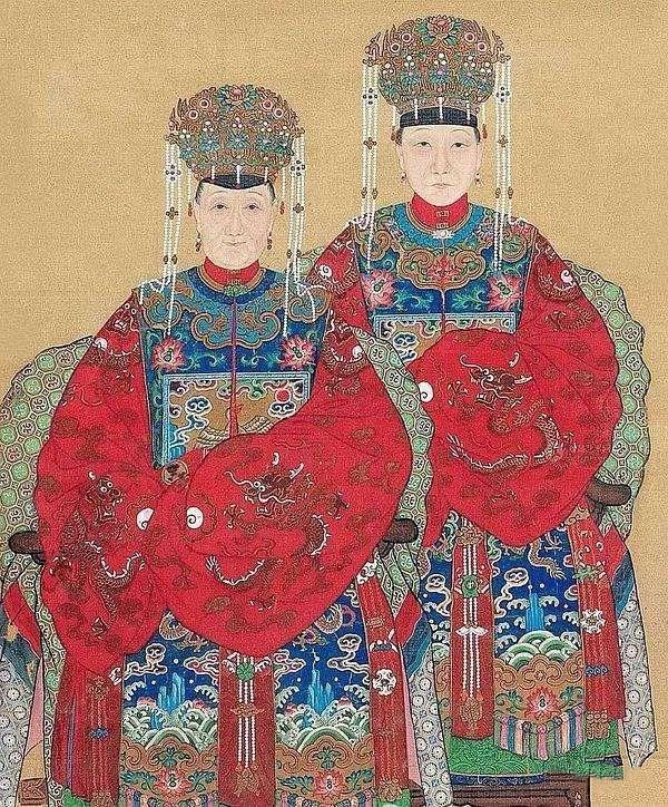 清代诰命夫人等级及服饰,宋代诰命夫人的服饰