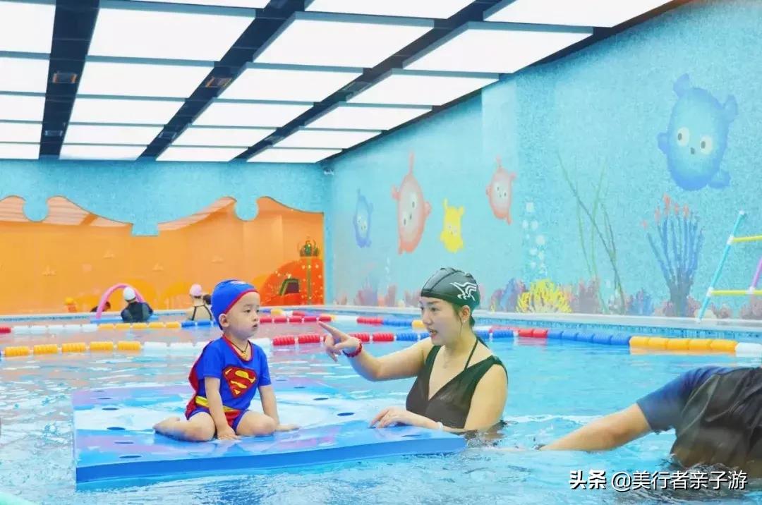 室内可戏水的儿童游泳馆,水中小超人