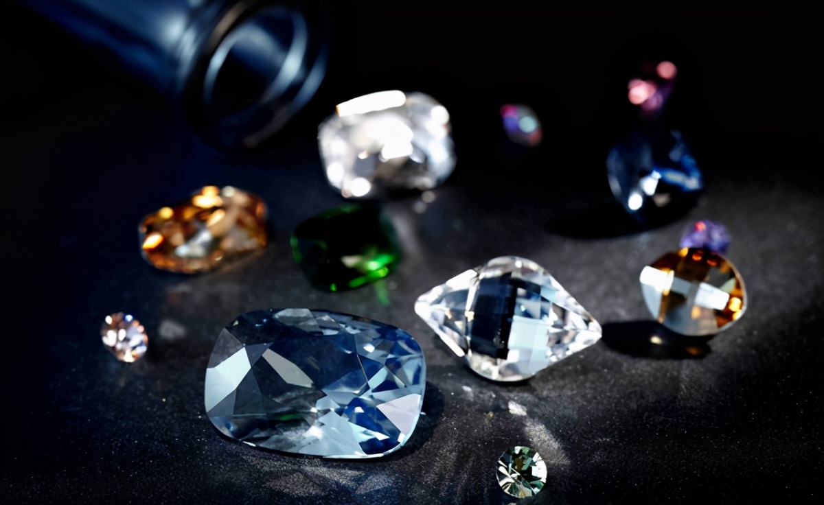 玉石珠宝有哪些,珠宝玉石和金银首饰有啥区别