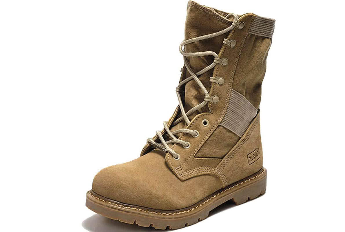 美军作战靴好还是07式好，这个问题难倒了我，我和稀泥地评判吧！