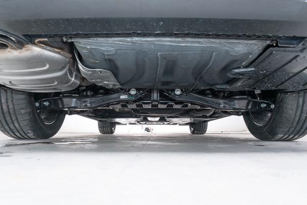 奢华宽体轿跑凌渡适合跑318吗,宽体轿跑大众凌渡