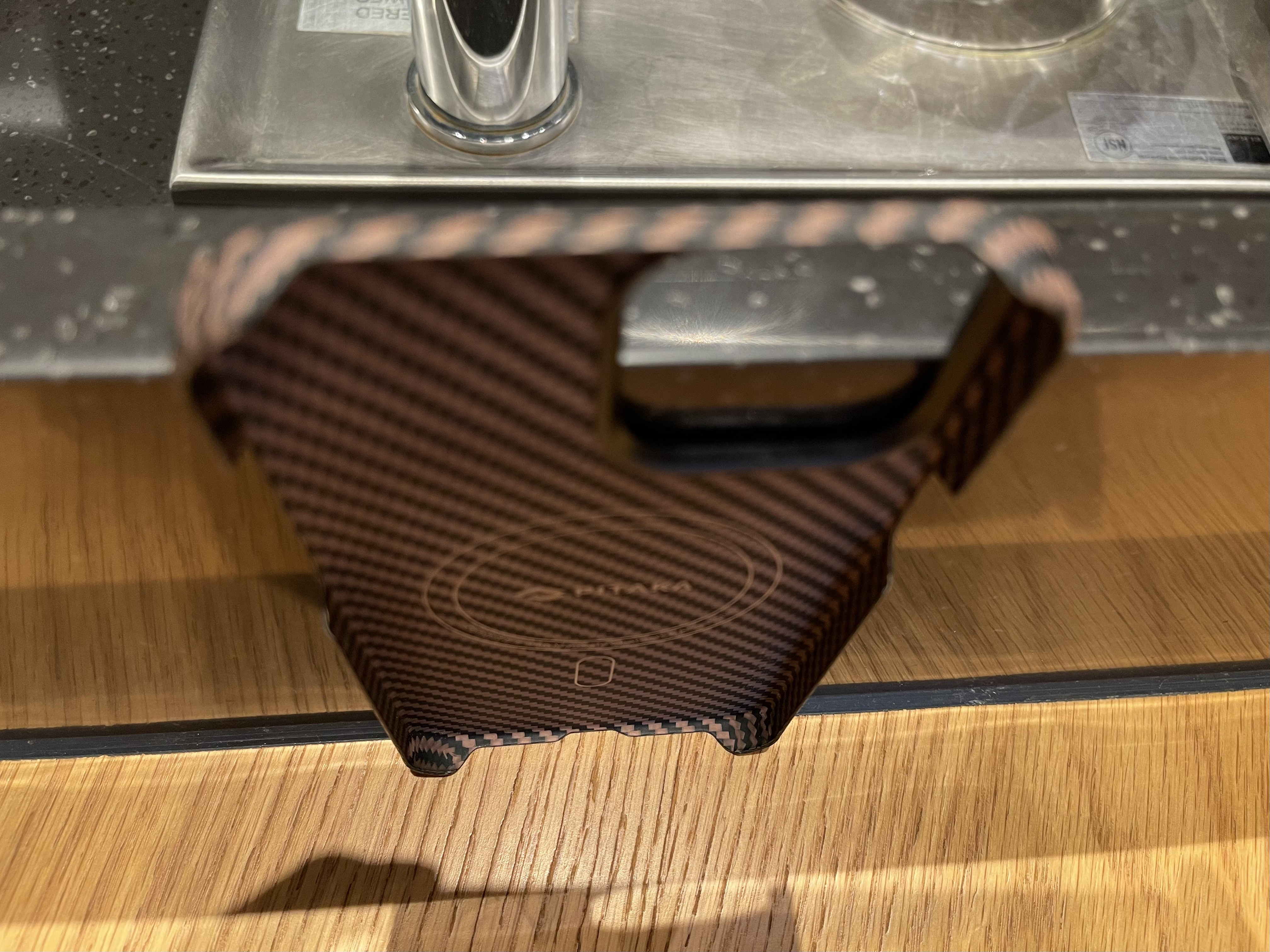 pitaka磁吸手机壳推荐,各品牌磁吸手机壳测评