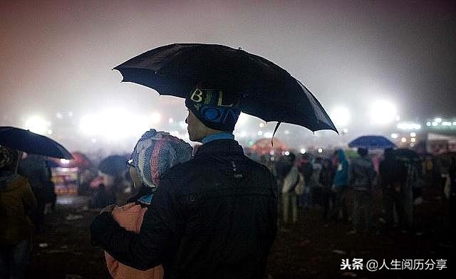 美睫完成发朋友圈吸引人的说说,女人正能量发圈吸引人的短句说说