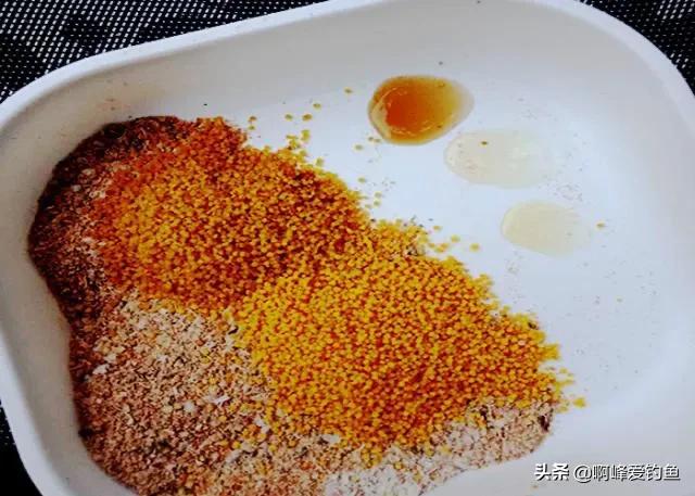 野钓鲫鱼饵料加什么添加剂最好,春夏野钓钓鲫鱼用哪款添加剂