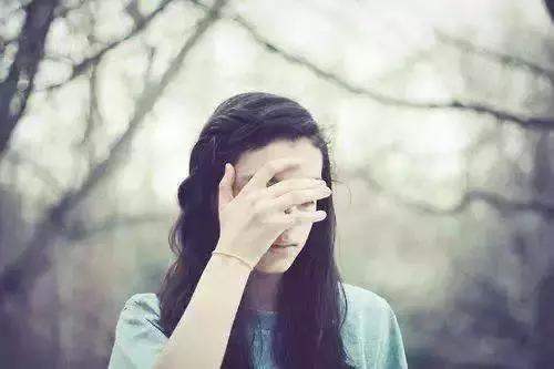 “夜场来钱快，我只做一次就出来”：没有只出一次台的“小姐”