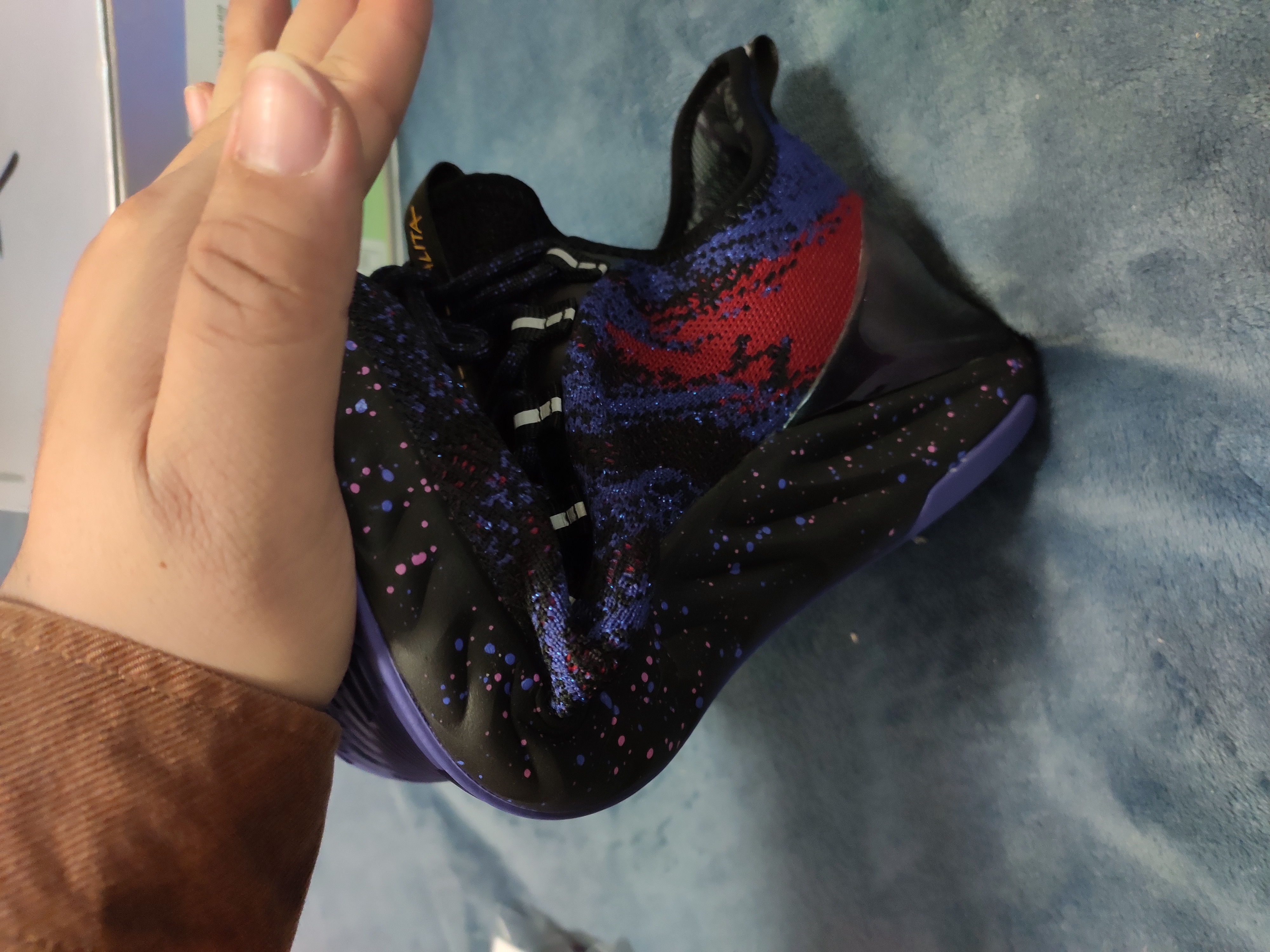 匹克态极樱花粉跑鞋实战测评,脚感爆棚的鞋国货