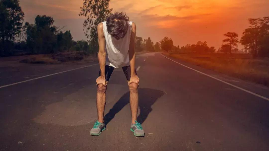 跑步不累的正确方法与技巧,跑步越跑越累还要继续吗