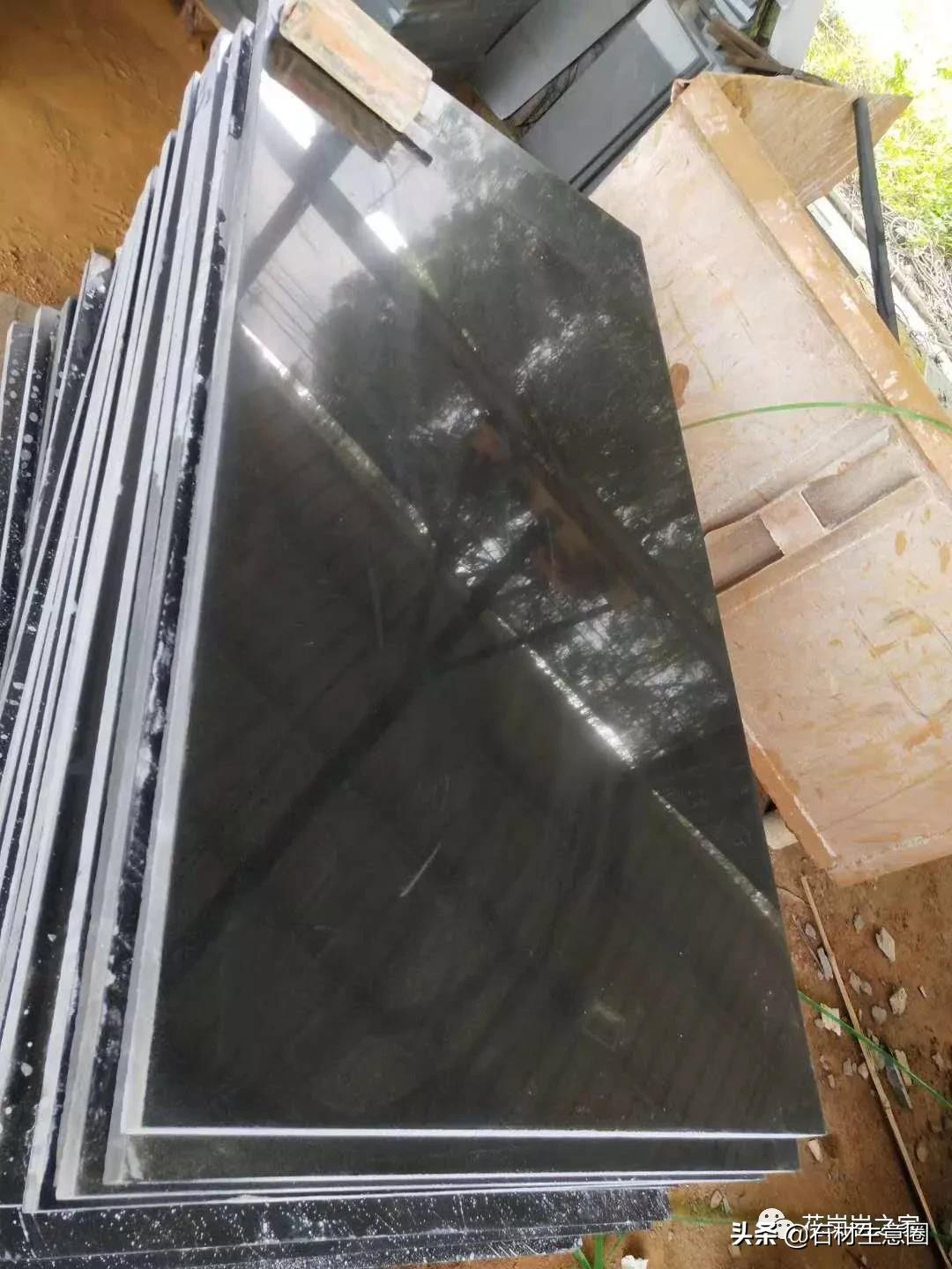 花岗岩黑色的是石英吗,景观石材花岗岩黑色