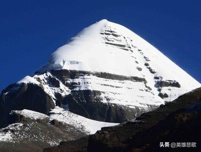 博格达峰为什么是天山主峰,遥望海拔5445米的博格达峰