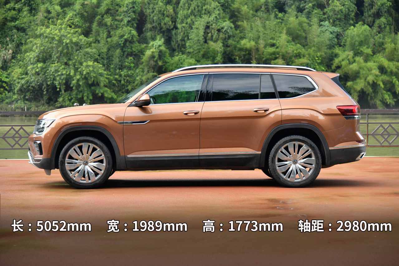 试驾|全新途昂家族内饰终于改变,给躺平青年打个样儿