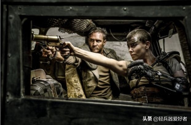 近攻远狙,56半自动步枪大显神威!它才是这部好莱坞大片的大赢家