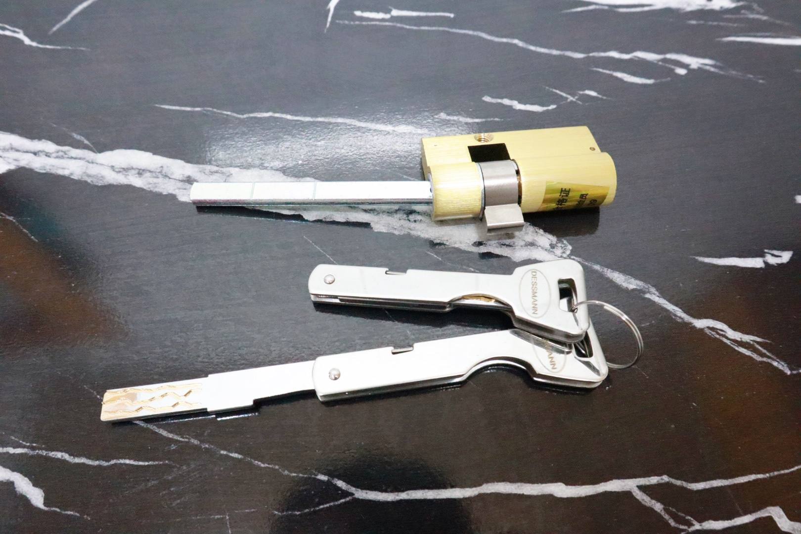 华为智选德施曼智能门锁拆解,华为智选德施曼智能门锁测评视频