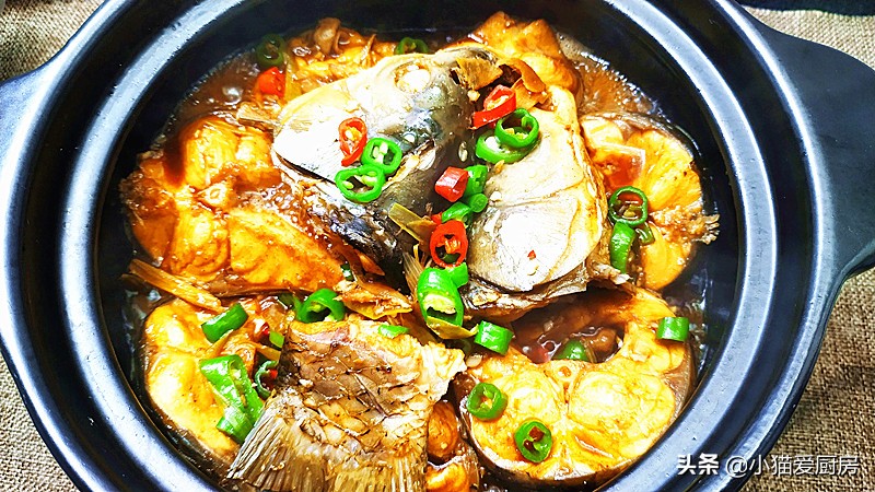 大鲤鱼骨头鱼肉怎么做好吃,猪尾巴和骨头怎么做的好吃