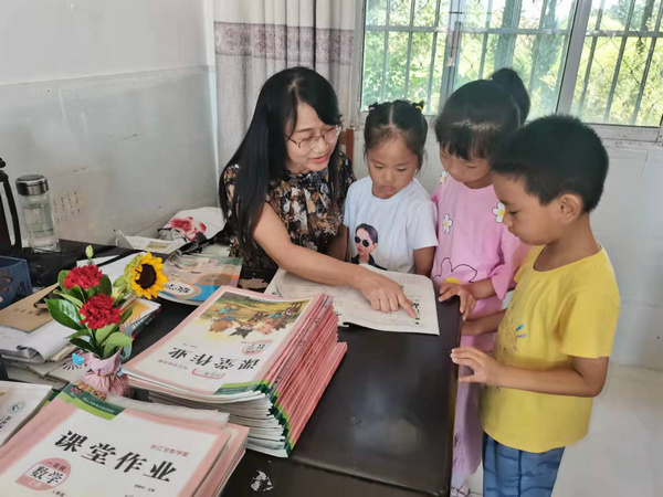 坚守教育初心铸就高尚师魂,秉承教育初心坚守教学品质