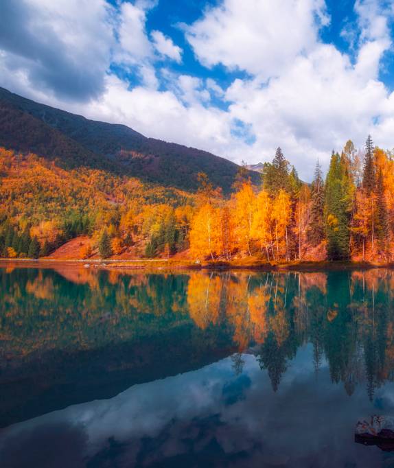 阿勒泰秋季旅行,新疆旅行阿勒泰秋天