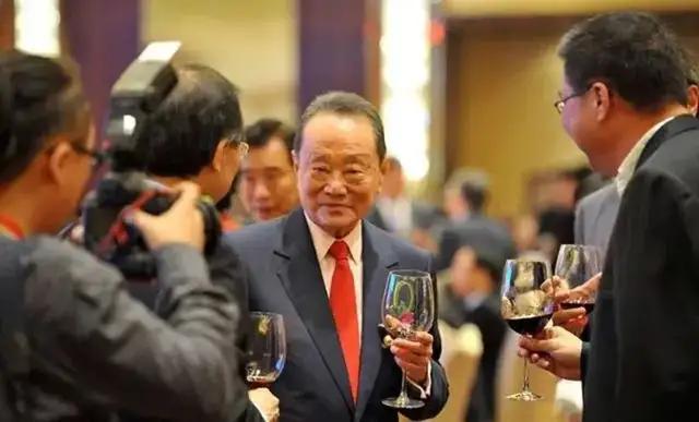 绂忓缓80鍚庝紒涓氬鍚嶅崟,闂藉晢鍗佸ぇ鏂伴攼棰嗗啗浜虹墿