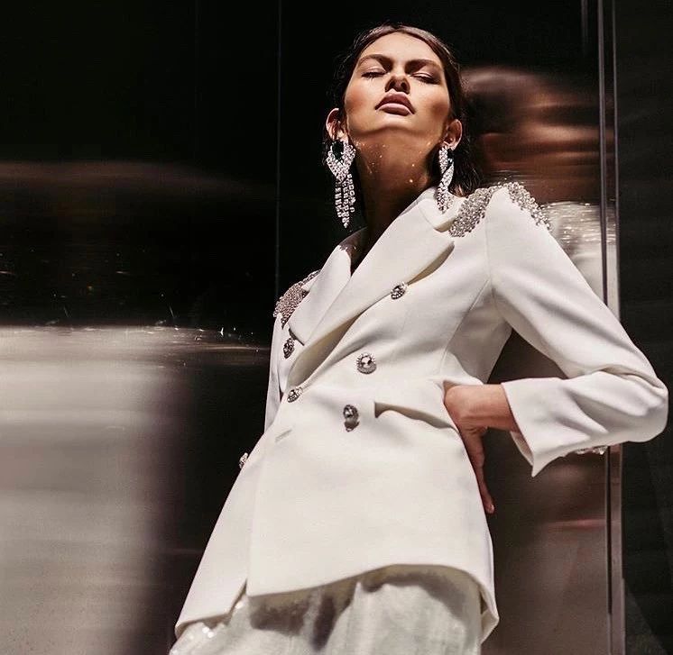 明星同款耳夹无耳洞,没有耳洞的明星是怎么戴耳环的