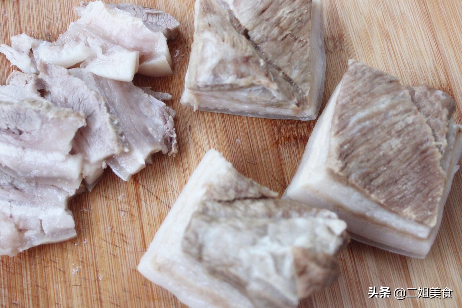 蒸肉用啥水蒸,蒸肉常用冷水上锅还是热水上锅