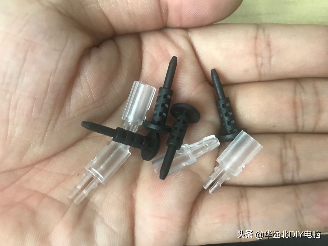 cpu散热器安装会不会压坏cpu,小白组装电脑系统怎么装