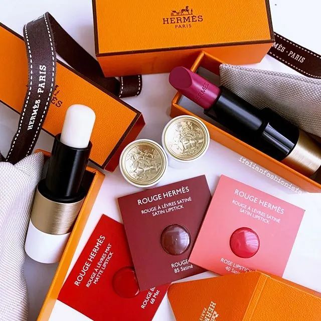 奢侈品下场battle卖口红，爱马仕、周仰杰，该买哪一支？