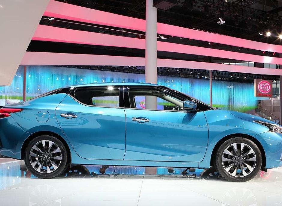 蓝鸟性能版,全新2021款日产蓝鸟炫酷版