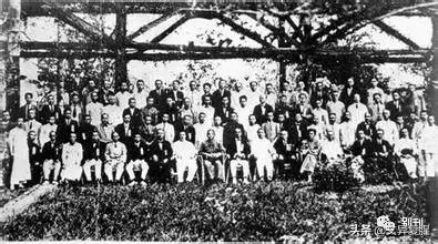 民国妇女“乳房解放”运动,阮玲玉试穿乳罩,名妓金雅玉裸体*行游**