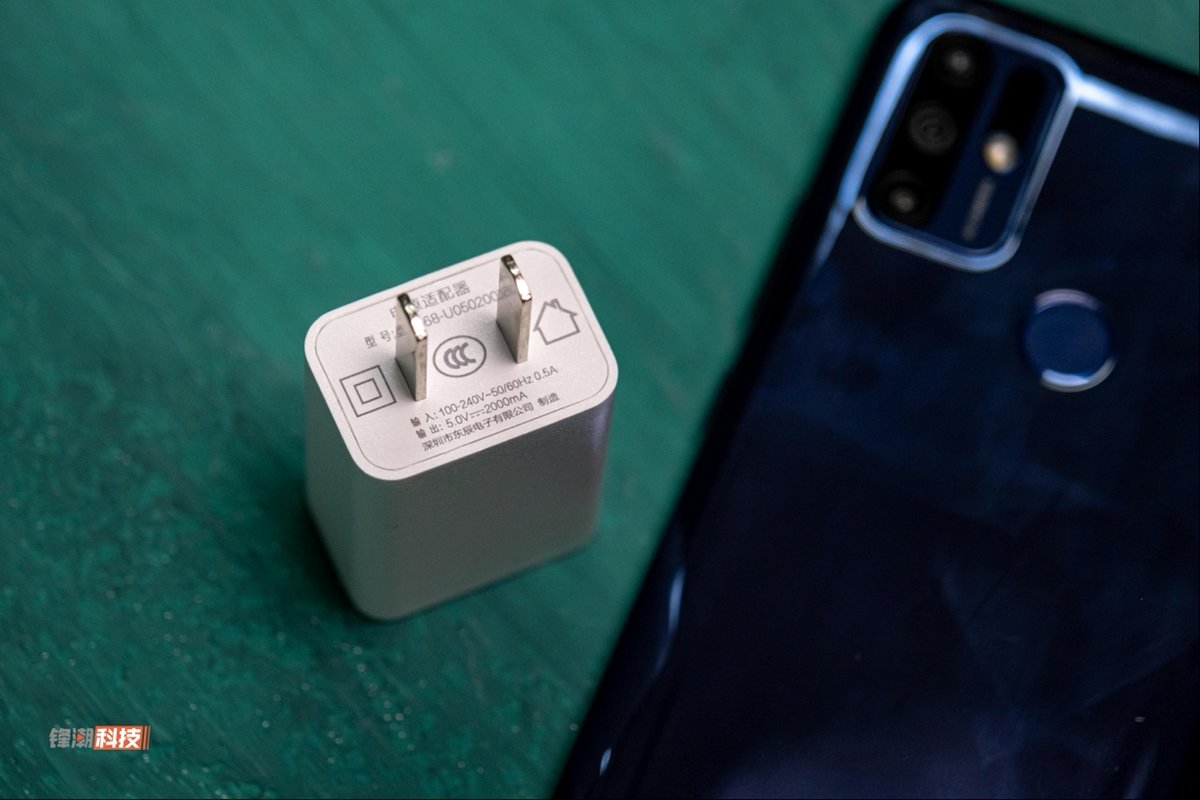 乐视手机s1值得入手吗,乐视s1手机参数