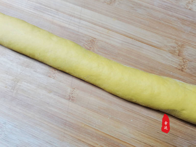 金灿灿的黄馒头,金灿灿黄金馒头好看又好吃