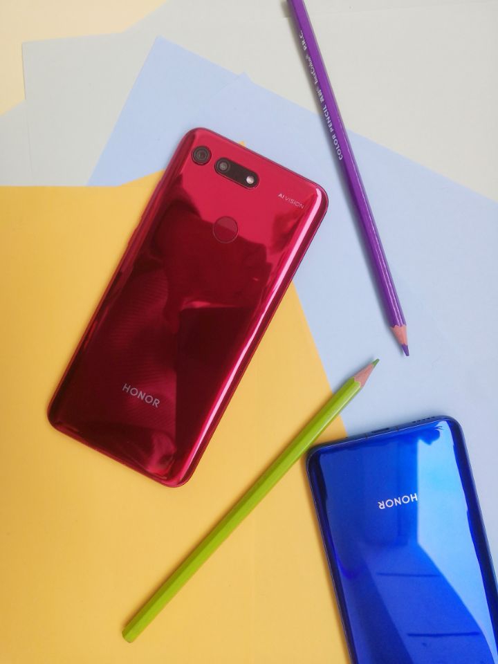 荣耀v20怎么样值不值得购买,荣耀v20怎么样值不值得买