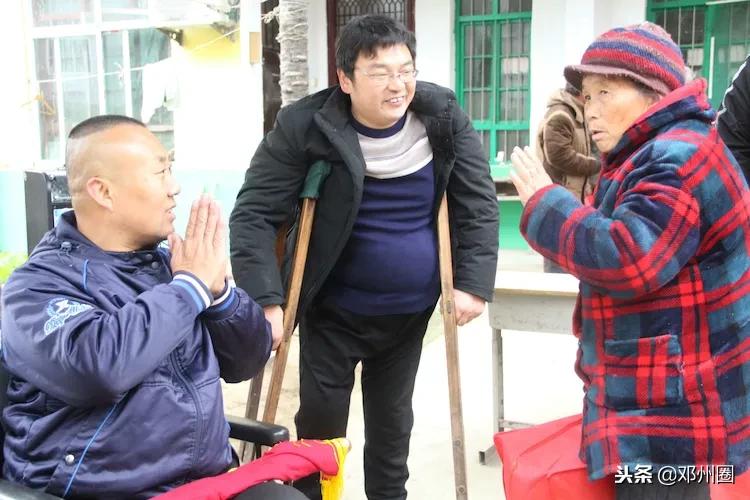 河南省南阳市邓州市小杨营乡角门,同心社区助学活动