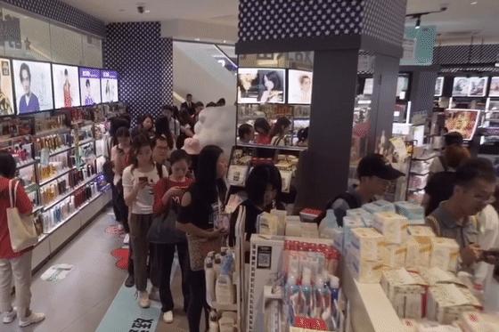 bt21联名款优衣库,优衣库和bt21联名