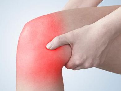 膝骨性关节炎有多恐怖？上楼梯能要你半条命，该怎么办呢？艾灸