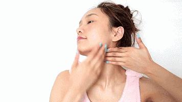 明星溜肩矫正前后,缩肩的危害