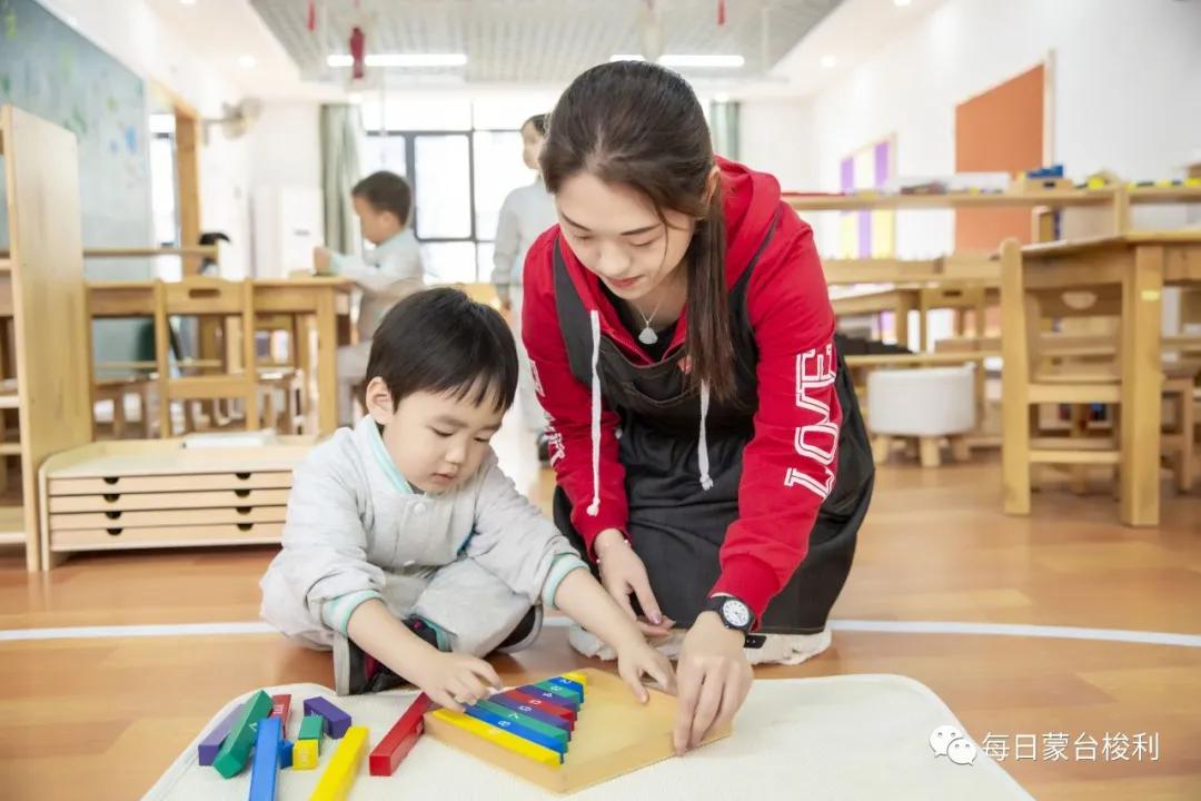 蒙台梭利0-3岁孩子主要的人类倾向,蒙台梭利2岁孩子特别听话