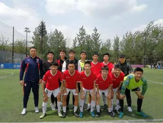 成都一初三男孩被大学录取,成都一初三学生被清华录取