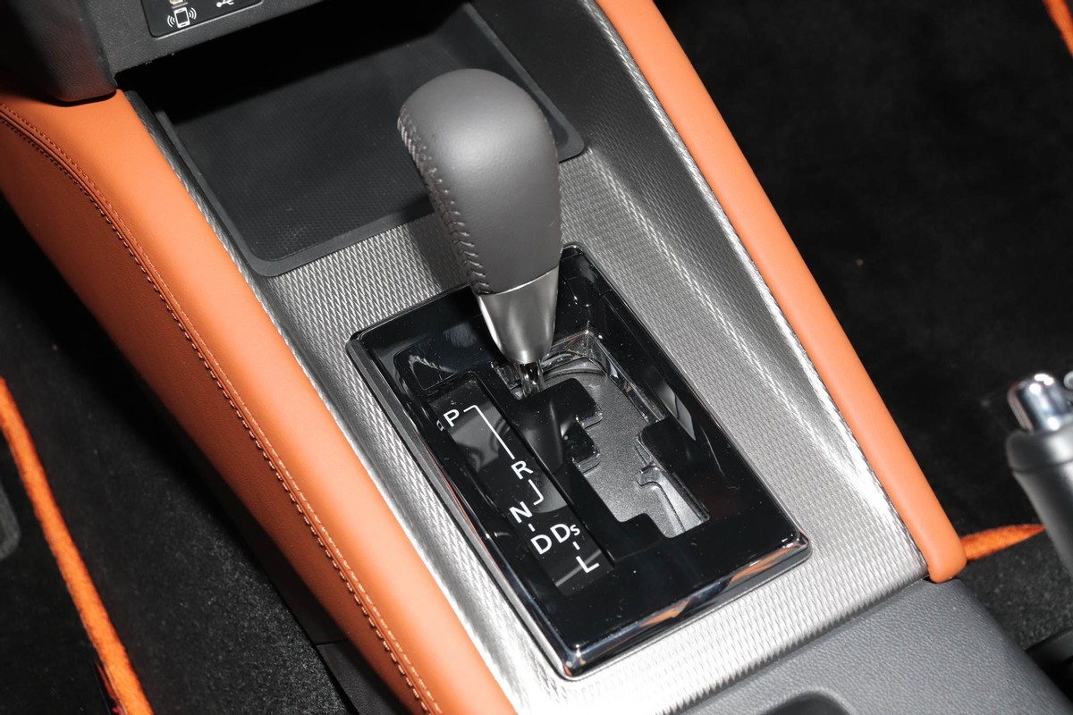 12万多能买三菱中配吗,三菱12万左右车型