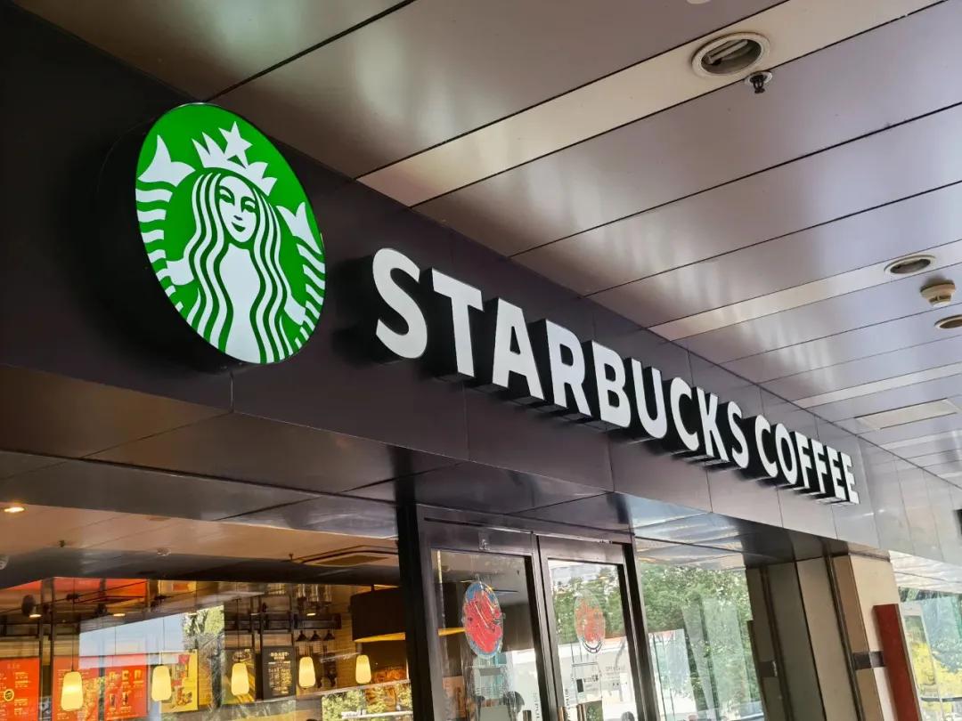 内卷的咖啡，再难“PUA”