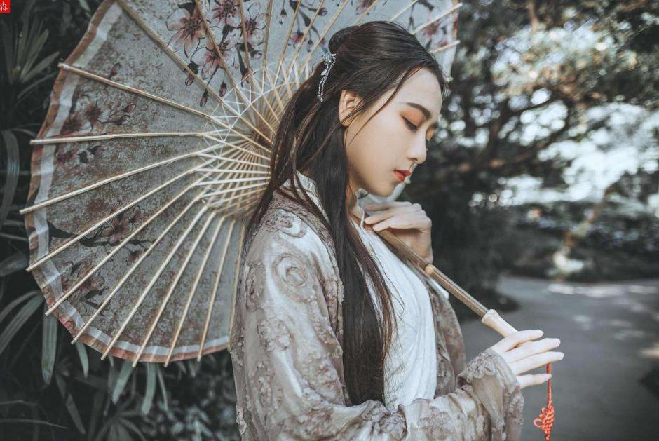 英雄难过美人关的意思是什么,俗话说英雄难过美人关