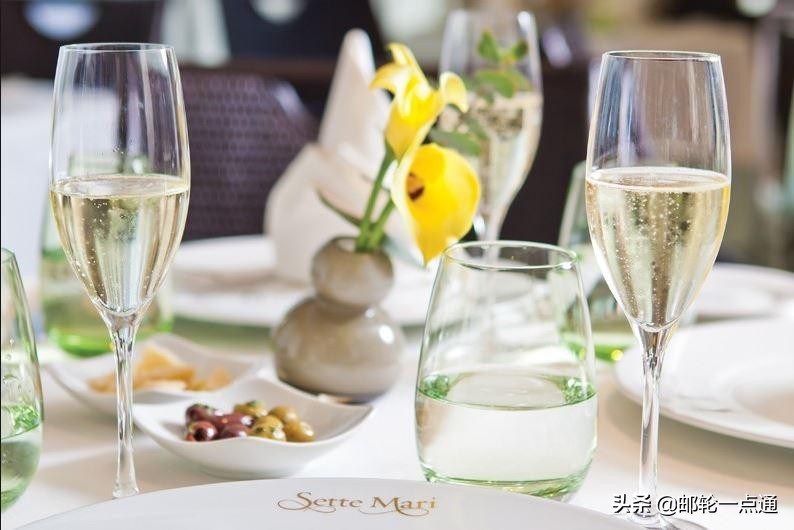 丽晶七海邮轮2024年环游世界行程,丽晶七海邮轮特色