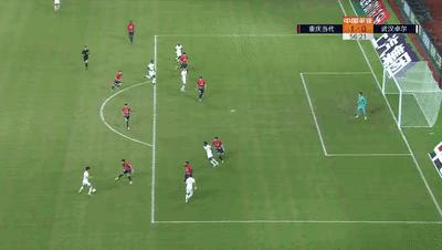 足球越位规则怎么才算越位,足球越位规则的目的