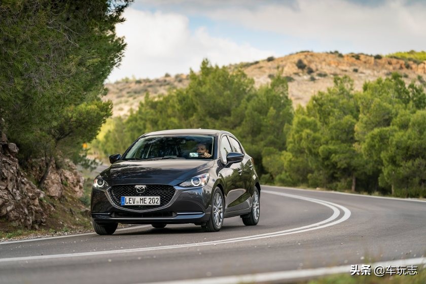2022款马自达2混动售价,2020全新马自达2
