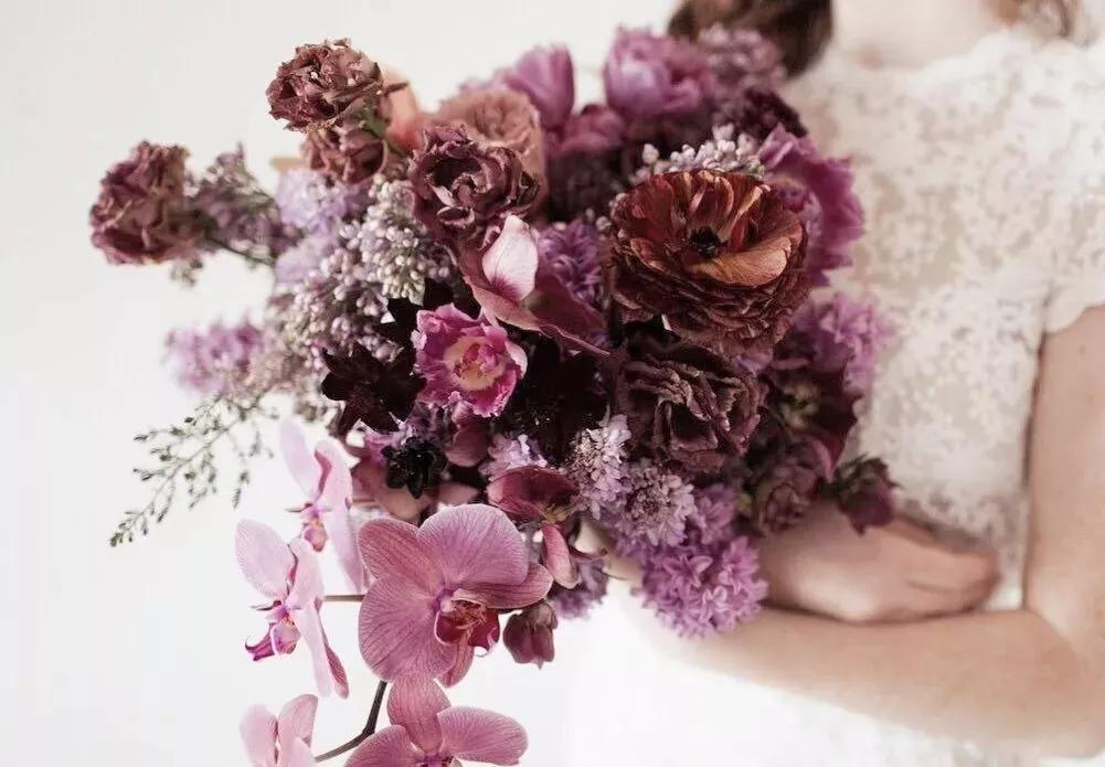 花材正确处理方式及日常养护,花材换水