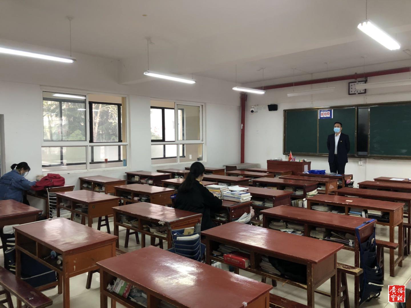 上课、就餐单人单桌，虢镇中学“硬核”管理迎开学