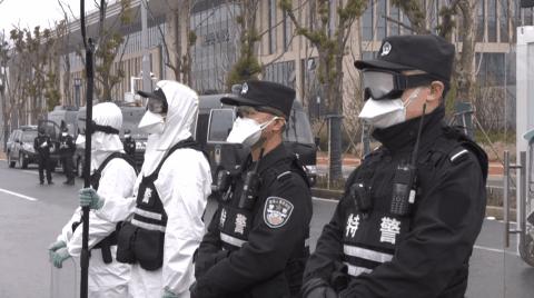 这5个走上国新办发布会的普通人，他们的故事让你泪奔