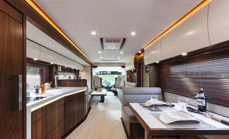 超大豪华a型奔驰房车,壕无人性的豪华suv